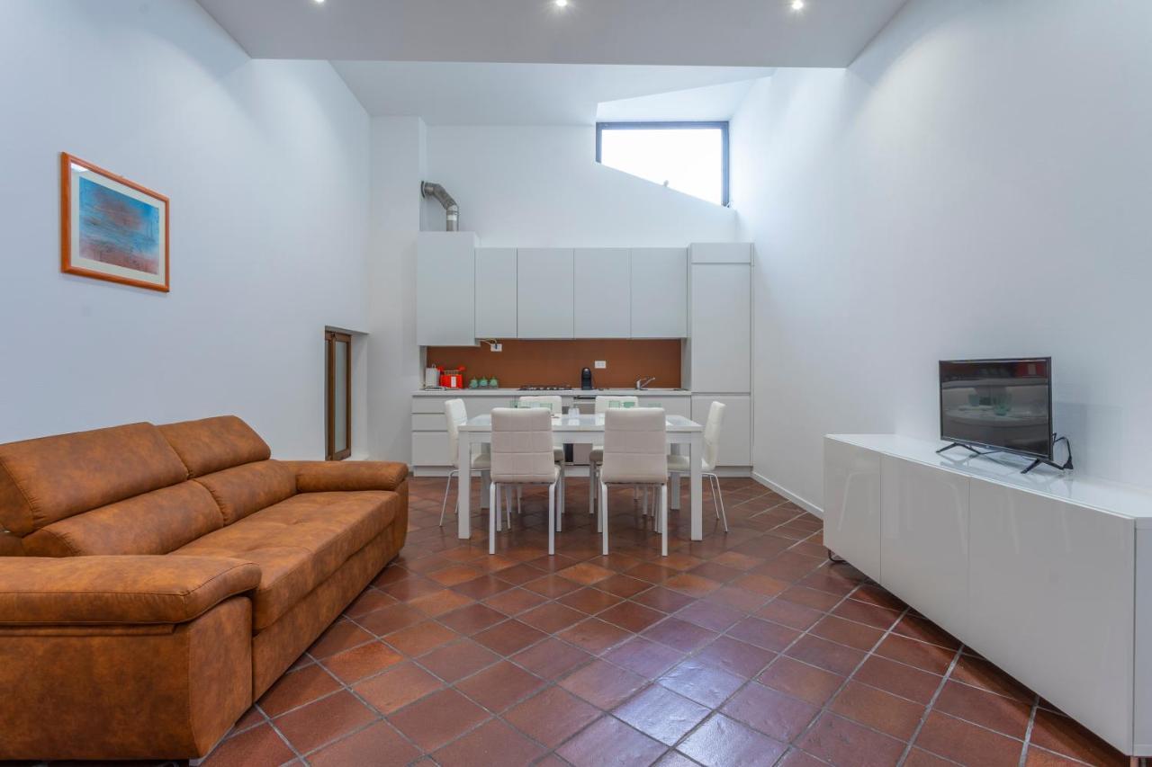 Ricasoli Garden Modern Apartments 우디네 외부 사진